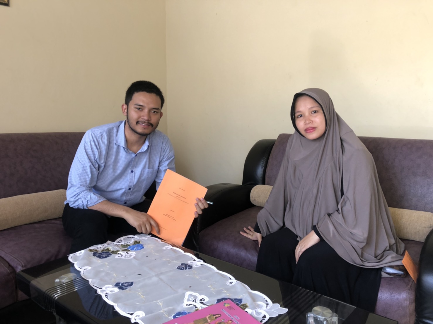 Kunjungan Pertama Ibu Munira